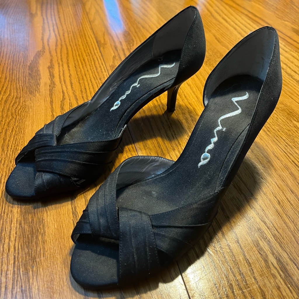 Like New Black Heels By Nina Size 7